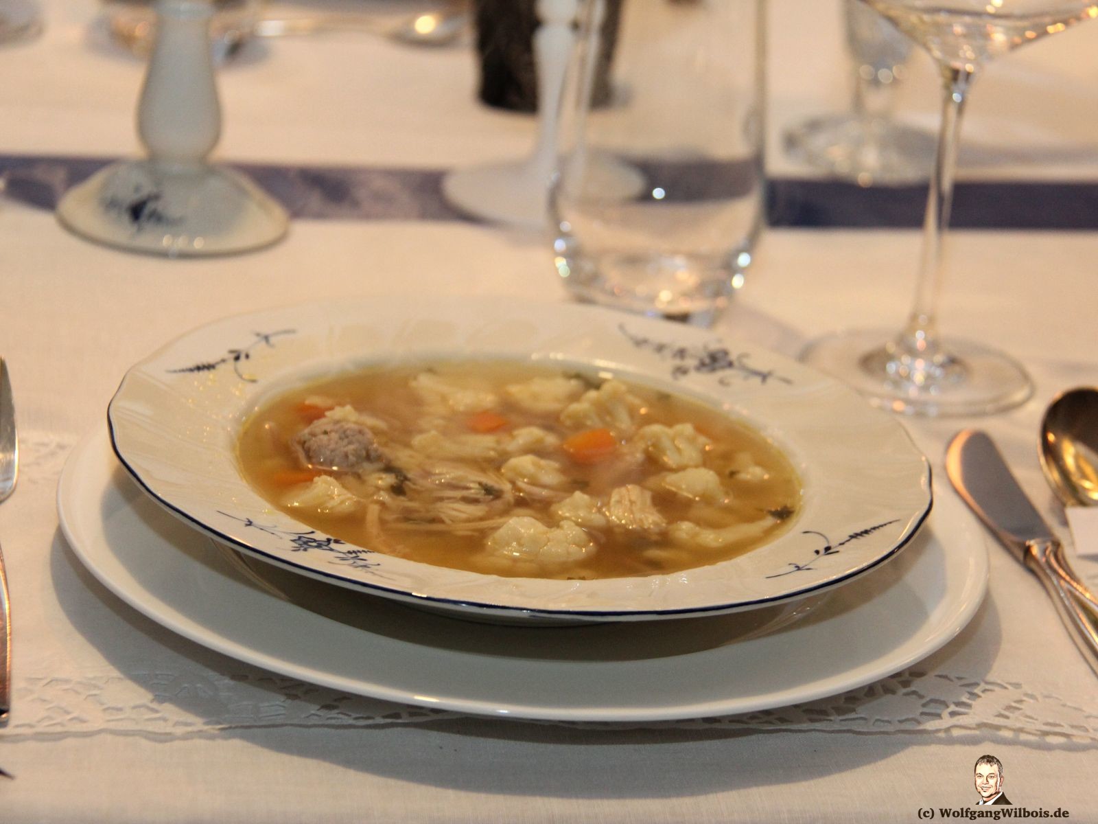 Vorspeise Huehnersuppe