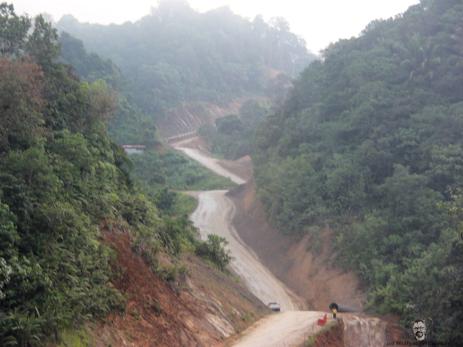 Borneo Backpacking Dschungelstrasse