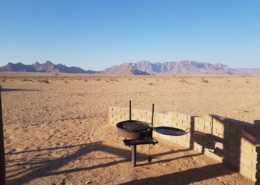 Namibia Tag 02 Desert Camp Grill