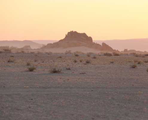 Namibia Tag 02 Desert Camp Sonnenuntergang